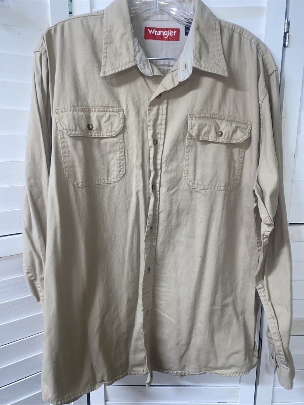 Vtg. Wrangler Men's Beige Khaki Shirt Twill Long Sleeve Button Up Pockets Large